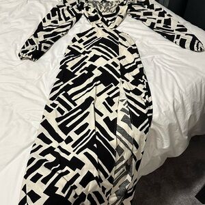 Black and White Geometric Patterned Dress